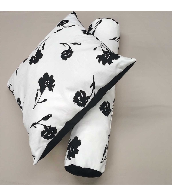 Cuscini design su misura stile fantasia cuscino bianco e nero tessuto piquet damascato acquista online cuscini piquet damascato arredo casa a Roma foto-830 